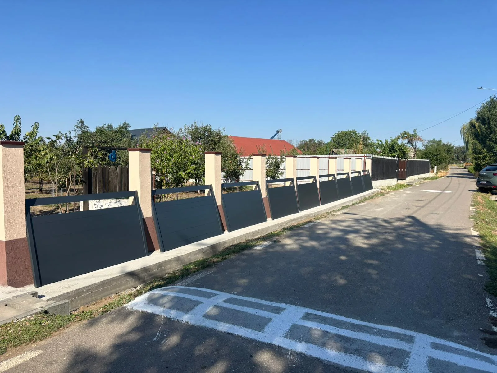 0ff699d5-174e-4cac-ac94-2194ff71996e