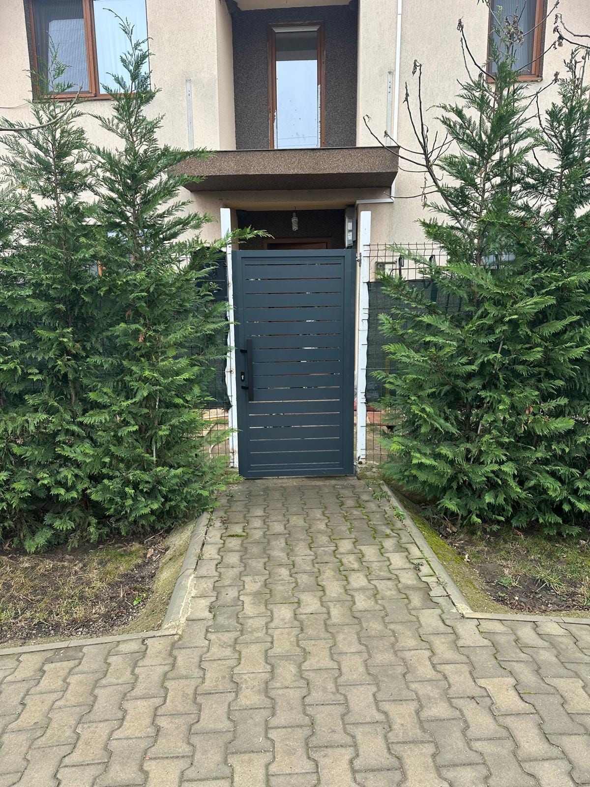 ca04214b-799a-4ea8-89f5-4360c8d78a7a