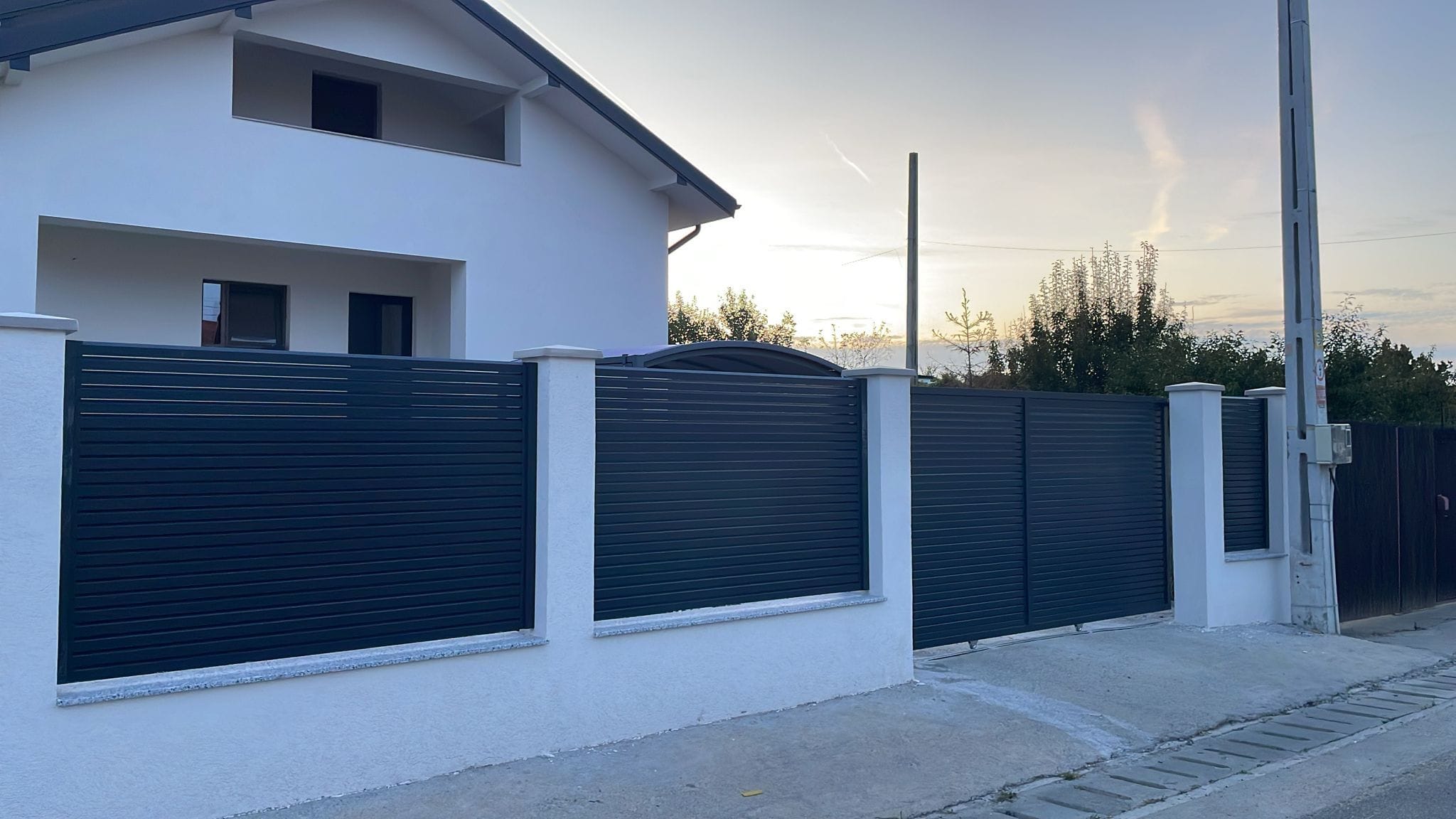 WhatsApp Image 2025-10-19 at 12.33.02 (4)