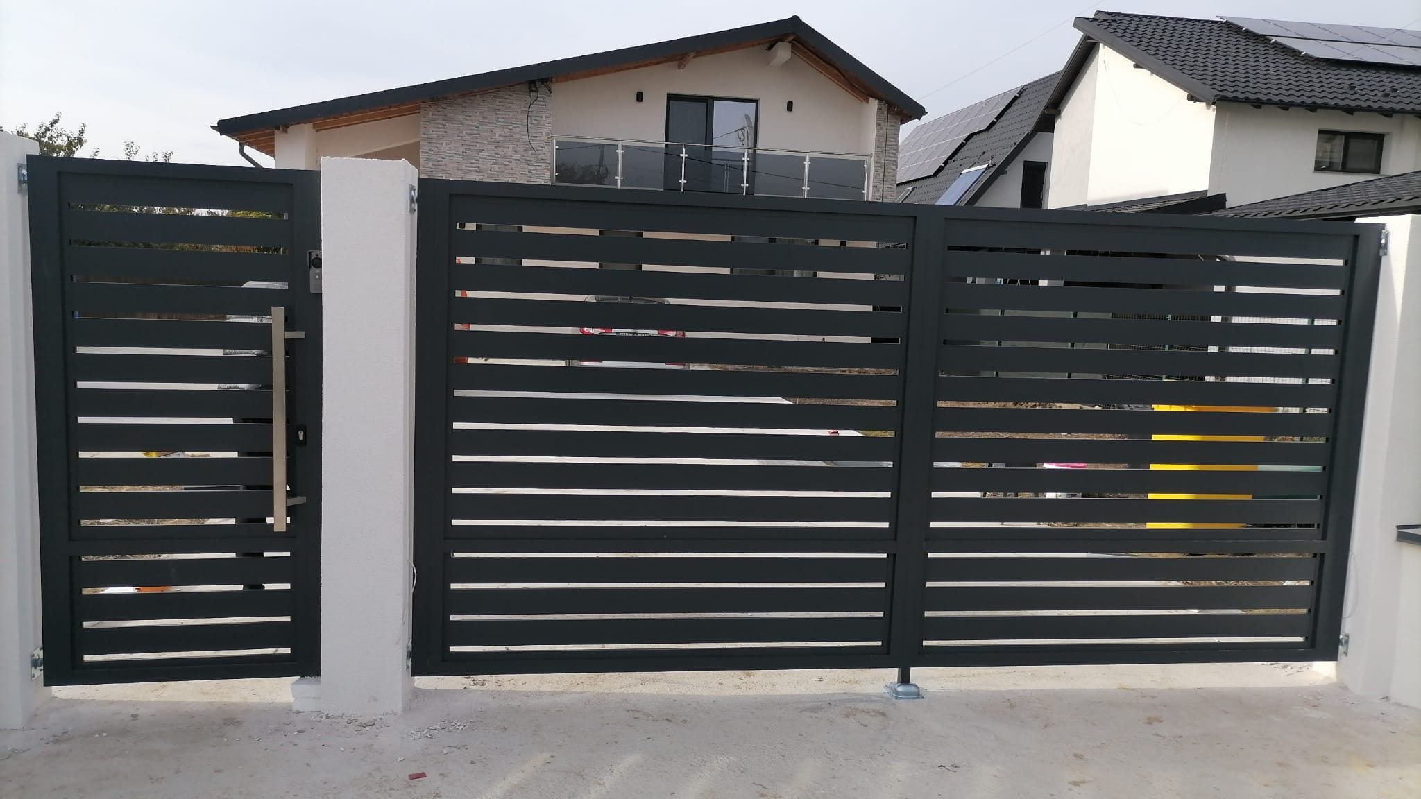 WhatsApp Image 2025-10-23 at 16.36.24 (1)